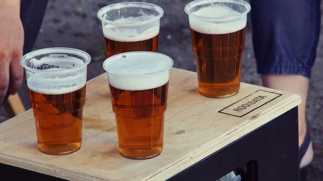 drink, beer, alcohol, brewery, sea, rest, restaurant, summer, holiday, bubbles, nature, liquid. Brewery and taproom employee pay: a framework